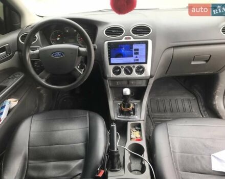 Сірий Форд Фокус, об'ємом двигуна 1.6 л та пробігом 420 тис. км за 4800 $, фото 5 на Automoto.ua