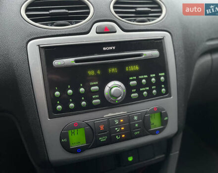 Серый Форд Фокус, объемом двигателя 1.6 л и пробегом 276 тыс. км за 4000 $, фото 35 на Automoto.ua