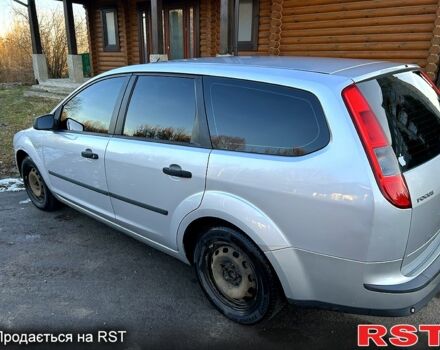 Серый Форд Фокус, объемом двигателя 1.6 л и пробегом 277 тыс. км за 4700 $, фото 3 на Automoto.ua