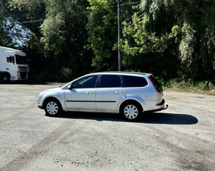 Серый Форд Фокус, объемом двигателя 1.6 л и пробегом 235 тыс. км за 4950 $, фото 5 на Automoto.ua