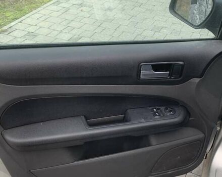 Серый Форд Фокус, объемом двигателя 1.6 л и пробегом 278 тыс. км за 3550 $, фото 12 на Automoto.ua