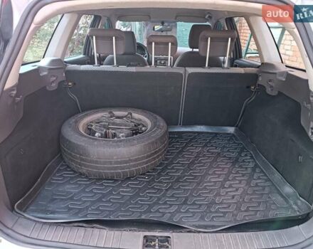 Серый Форд Фокус, объемом двигателя 1.6 л и пробегом 359 тыс. км за 3899 $, фото 8 на Automoto.ua