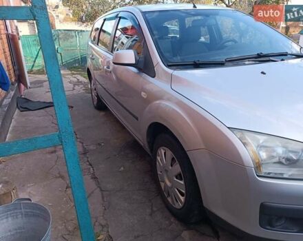 Серый Форд Фокус, объемом двигателя 1.6 л и пробегом 359 тыс. км за 3899 $, фото 5 на Automoto.ua