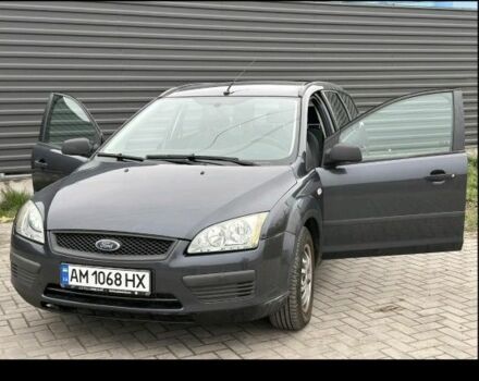 Серый Форд Фокус, объемом двигателя 1.6 л и пробегом 210 тыс. км за 4500 $, фото 2 на Automoto.ua