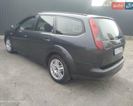 Серый Форд Фокус, объемом двигателя 1.6 л и пробегом 277 тыс. км за 3900 $, фото 6 на Automoto.ua