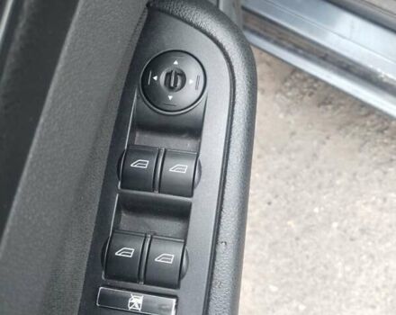 Серый Форд Фокус, объемом двигателя 1.6 л и пробегом 277 тыс. км за 3900 $, фото 3 на Automoto.ua