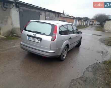 Серый Форд Фокус, объемом двигателя 1.6 л и пробегом 279 тыс. км за 3750 $, фото 7 на Automoto.ua