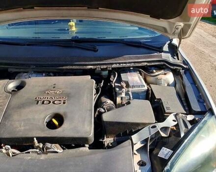 Серый Форд Фокус, объемом двигателя 1.8 л и пробегом 202 тыс. км за 4200 $, фото 2 на Automoto.ua