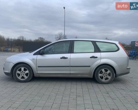 Серый Форд Фокус, объемом двигателя 1.6 л и пробегом 278 тыс. км за 3550 $, фото 6 на Automoto.ua