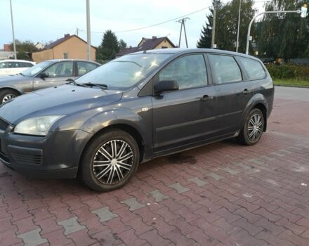 Сірий Форд Фокус, об'ємом двигуна 0 л та пробігом 111 тис. км за 1800 $, фото 1 на Automoto.ua