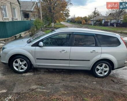 Серый Форд Фокус, объемом двигателя 1.75 л и пробегом 295 тыс. км за 4600 $, фото 1 на Automoto.ua