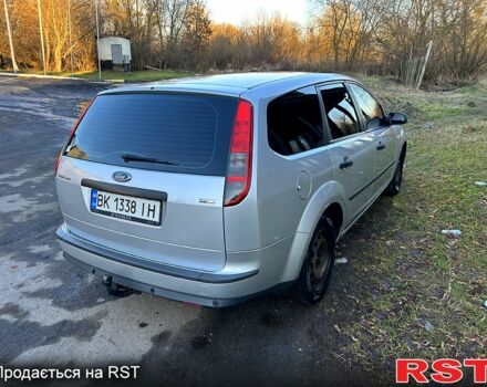 Серый Форд Фокус, объемом двигателя 1.6 л и пробегом 277 тыс. км за 4700 $, фото 2 на Automoto.ua