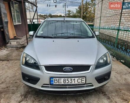 Серый Форд Фокус, объемом двигателя 1.75 л и пробегом 295 тыс. км за 4600 $, фото 7 на Automoto.ua