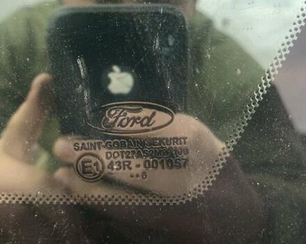 Серый Форд Фокус, объемом двигателя 1.6 л и пробегом 278 тыс. км за 3550 $, фото 1 на Automoto.ua