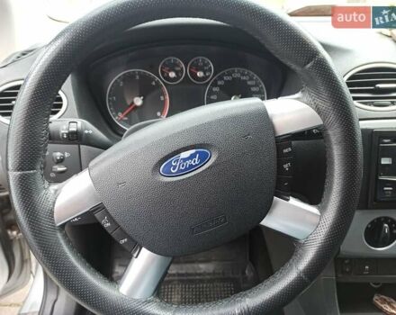 Серый Форд Фокус, объемом двигателя 2 л и пробегом 276 тыс. км за 5200 $, фото 10 на Automoto.ua