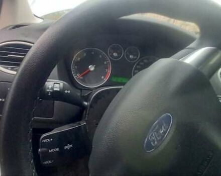 Серый Форд Фокус, объемом двигателя 1.6 л и пробегом 200 тыс. км за 4600 $, фото 10 на Automoto.ua