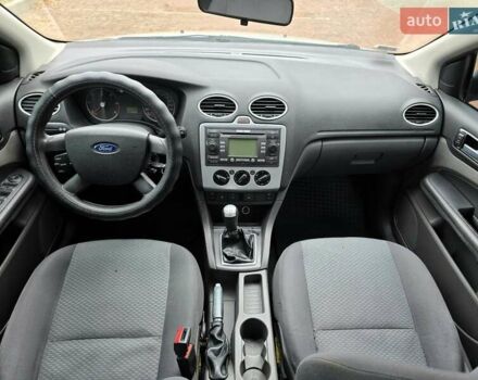 Серый Форд Фокус, объемом двигателя 1.56 л и пробегом 180 тыс. км за 3400 $, фото 23 на Automoto.ua