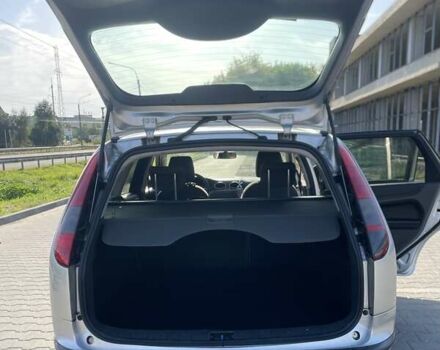 Серый Форд Фокус, объемом двигателя 1.6 л и пробегом 210 тыс. км за 5000 $, фото 4 на Automoto.ua