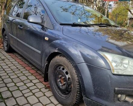 Серый Форд Фокус, объемом двигателя 1.6 л и пробегом 339 тыс. км за 4500 $, фото 9 на Automoto.ua