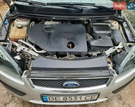 Серый Форд Фокус, объемом двигателя 1.75 л и пробегом 295 тыс. км за 4600 $, фото 14 на Automoto.ua