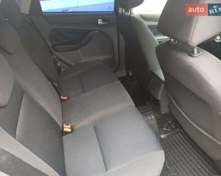 Серый Форд Фокус, объемом двигателя 2 л и пробегом 276 тыс. км за 5200 $, фото 21 на Automoto.ua