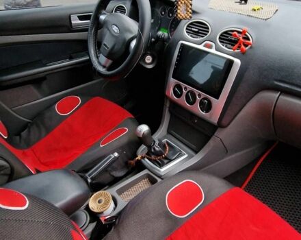 Сірий Форд Фокус, об'ємом двигуна 1.6 л та пробігом 310 тис. км за 3700 $, фото 7 на Automoto.ua