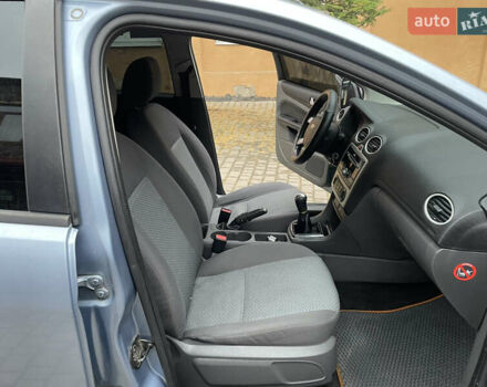 Серый Форд Фокус, объемом двигателя 1.6 л и пробегом 276 тыс. км за 4000 $, фото 25 на Automoto.ua