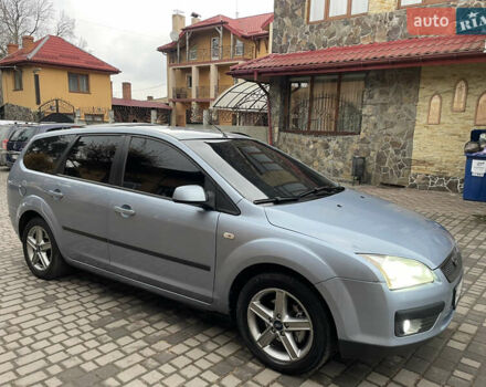 Серый Форд Фокус, объемом двигателя 1.6 л и пробегом 276 тыс. км за 4000 $, фото 3 на Automoto.ua