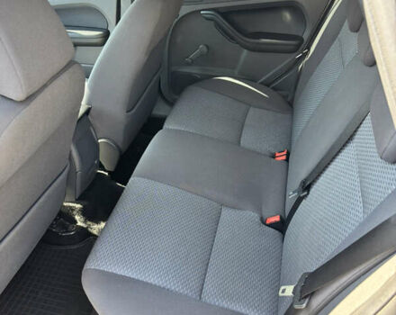 Серый Форд Фокус, объемом двигателя 1.6 л и пробегом 235 тыс. км за 4950 $, фото 15 на Automoto.ua