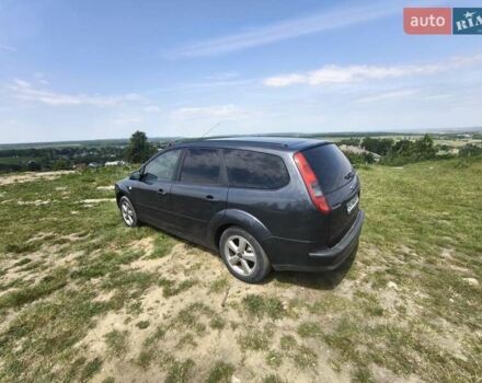 Серый Форд Фокус, объемом двигателя 1.6 л и пробегом 269 тыс. км за 5500 $, фото 4 на Automoto.ua