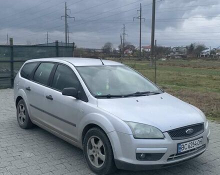 Серый Форд Фокус, объемом двигателя 1.6 л и пробегом 278 тыс. км за 3550 $, фото 4 на Automoto.ua