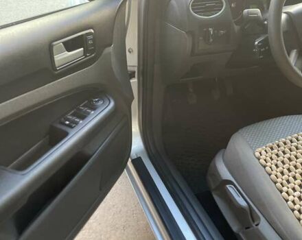 Серый Форд Фокус, объемом двигателя 1.6 л и пробегом 210 тыс. км за 5000 $, фото 6 на Automoto.ua