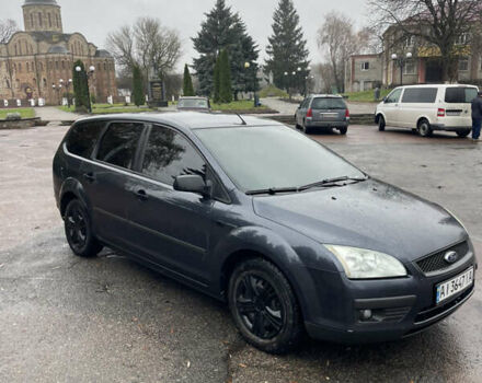 Серый Форд Фокус, объемом двигателя 1.6 л и пробегом 320 тыс. км за 4900 $, фото 2 на Automoto.ua
