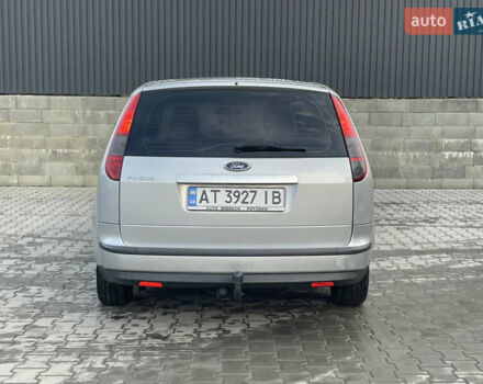 Серый Форд Фокус, объемом двигателя 1.6 л и пробегом 277 тыс. км за 4400 $, фото 5 на Automoto.ua