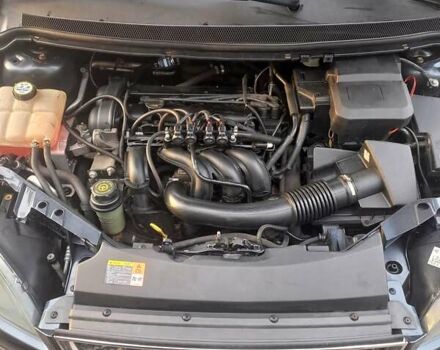 Серый Форд Фокус, объемом двигателя 1.6 л и пробегом 400 тыс. км за 6000 $, фото 2 на Automoto.ua