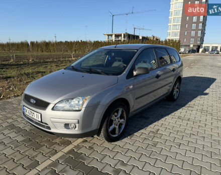 Сірий Форд Фокус, об'ємом двигуна 1.6 л та пробігом 217 тис. км за 3999 $, фото 1 на Automoto.ua