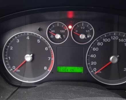 Серый Форд Фокус, объемом двигателя 1.6 л и пробегом 212 тыс. км за 4800 $, фото 4 на Automoto.ua