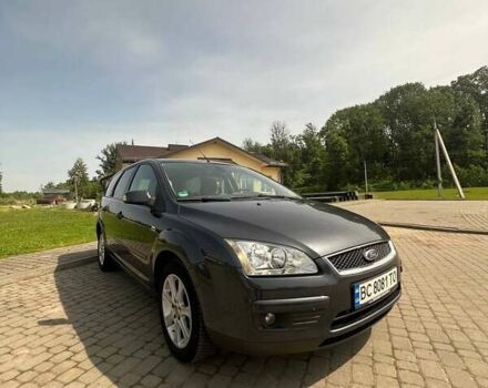 Серый Форд Фокус, объемом двигателя 1.6 л и пробегом 184 тыс. км за 5999 $, фото 7 на Automoto.ua