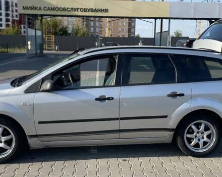 Серый Форд Фокус, объемом двигателя 1.6 л и пробегом 210 тыс. км за 5000 $, фото 1 на Automoto.ua