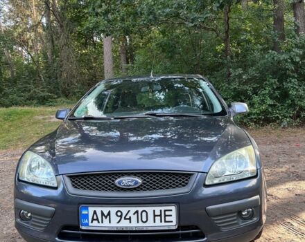 Сірий Форд Фокус, об'ємом двигуна 1.6 л та пробігом 209 тис. км за 4200 $, фото 2 на Automoto.ua