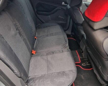 Сірий Форд Фокус, об'ємом двигуна 1.6 л та пробігом 310 тис. км за 3700 $, фото 8 на Automoto.ua