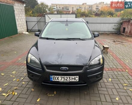Сірий Форд Фокус, об'ємом двигуна 1.8 л та пробігом 253 тис. км за 3750 $, фото 5 на Automoto.ua