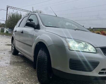 Серый Форд Фокус, объемом двигателя 1.6 л и пробегом 219 тыс. км за 4500 $, фото 11 на Automoto.ua