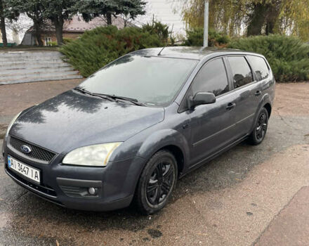 Серый Форд Фокус, объемом двигателя 1.6 л и пробегом 320 тыс. км за 4900 $, фото 1 на Automoto.ua