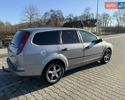 Серый Форд Фокус, объемом двигателя 1.6 л и пробегом 216 тыс. км за 4600 $, фото 5 на Automoto.ua