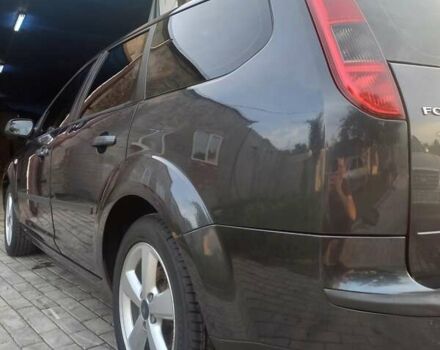 Серый Форд Фокус, объемом двигателя 1.6 л и пробегом 400 тыс. км за 6000 $, фото 5 на Automoto.ua