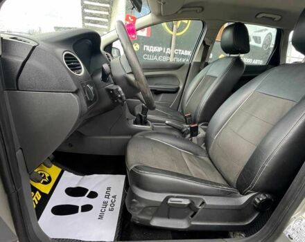 Серый Форд Фокус, объемом двигателя 1.6 л и пробегом 287 тыс. км за 4500 $, фото 13 на Automoto.ua