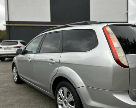 Форд Фокус 2007 в Кременце на Automoto.ua Серый Форд Фокус, объемом двигателя 1.56 л и пробегом 238 тыс. км за 4950 $, фото 4 на Automoto.ua