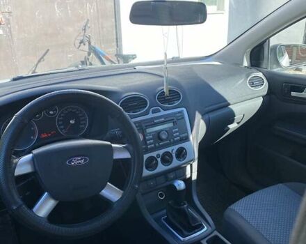 Серый Форд Фокус, объемом двигателя 1.6 л и пробегом 338 тыс. км за 4200 $, фото 7 на Automoto.ua