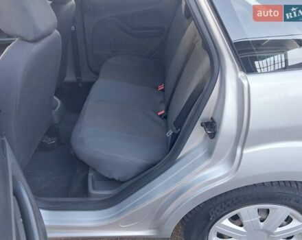 Серый Форд Фокус, объемом двигателя 1.6 л и пробегом 211 тыс. км за 3600 $, фото 13 на Automoto.ua